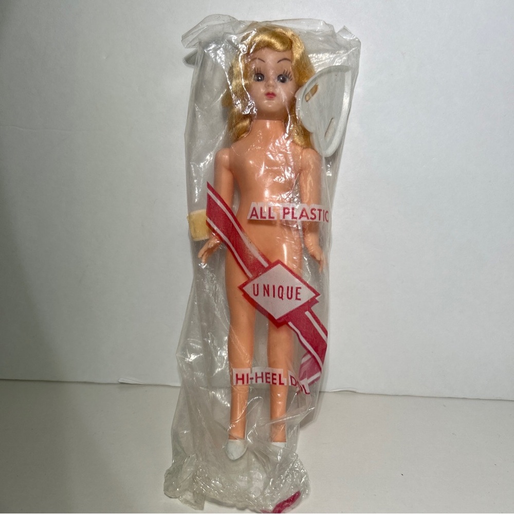 Plastic Dolls Girl Doll Unique Hi Heel Sleep Eyes Not Sealed Vintage 1950's